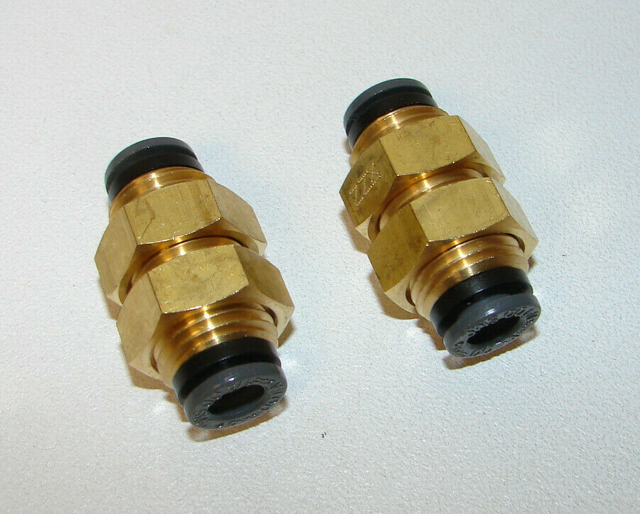 SAF HOLLAND FITTING HLD-XB11298 XB-11298 Freightliner Daimler (Qty-2)