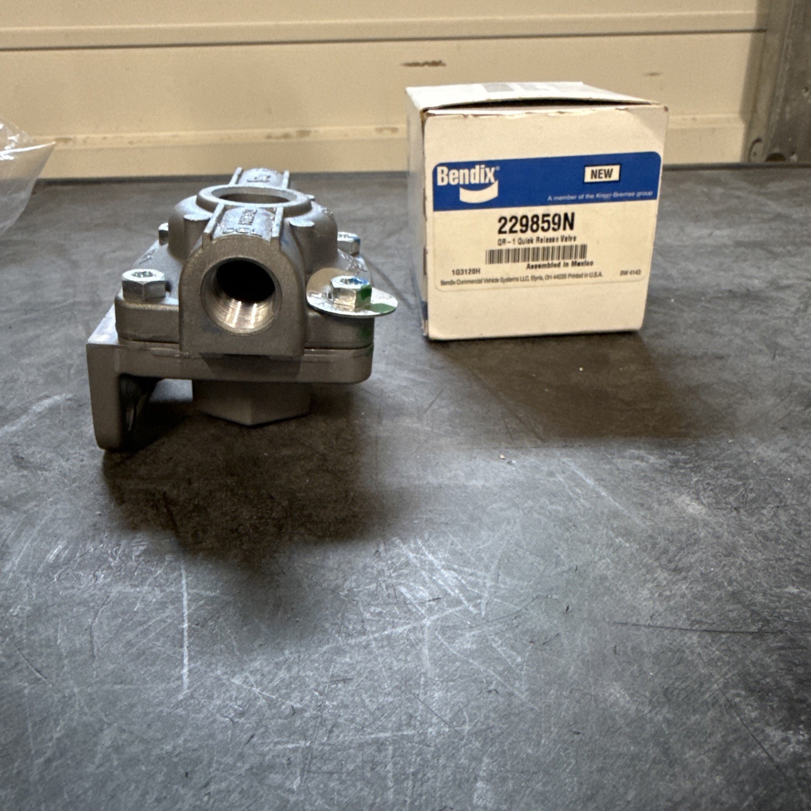 BENDIX QR-1 BRAKE QUICK RELEASE VALVE – 229859N – New In Package