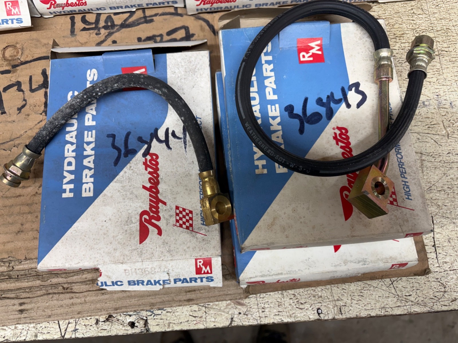 RAYBESTOS BRAKE HOSE BH36844 9W. ”’ READ THE LISTING””’