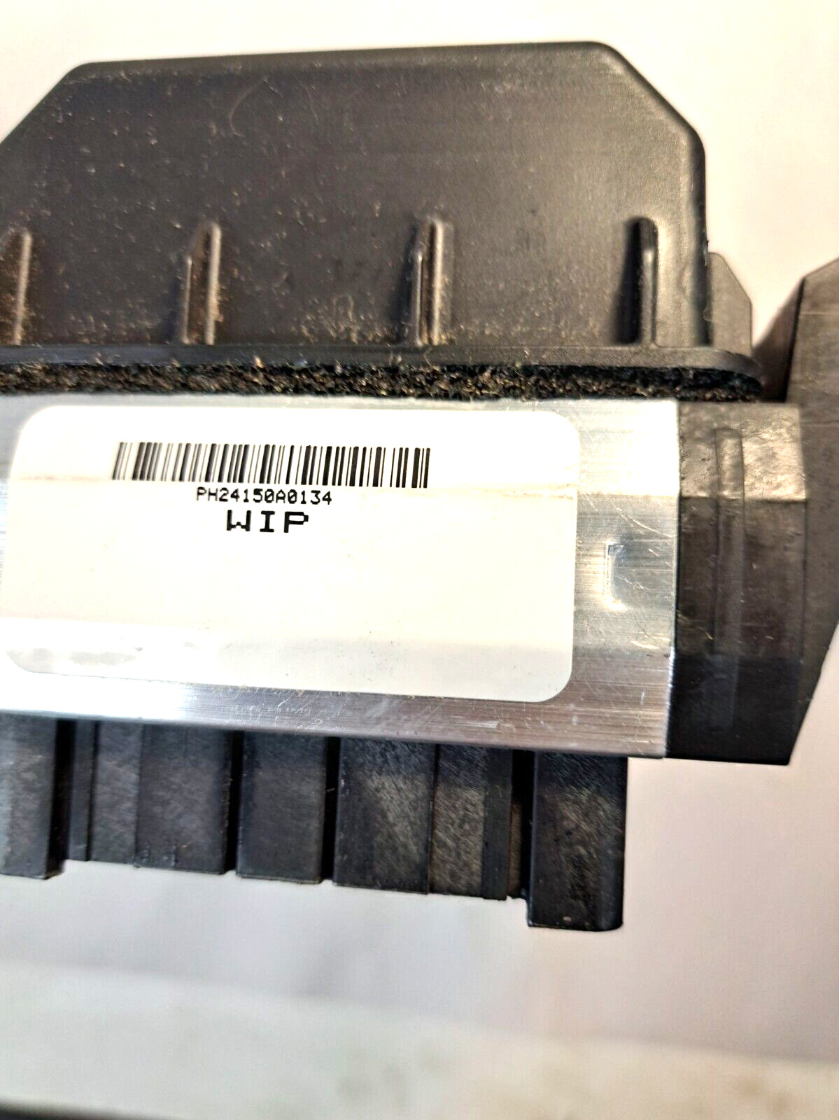 PACCAR PDC SLEEPER CAB FUSE BOX ASSEMBLY P27-1224-0120