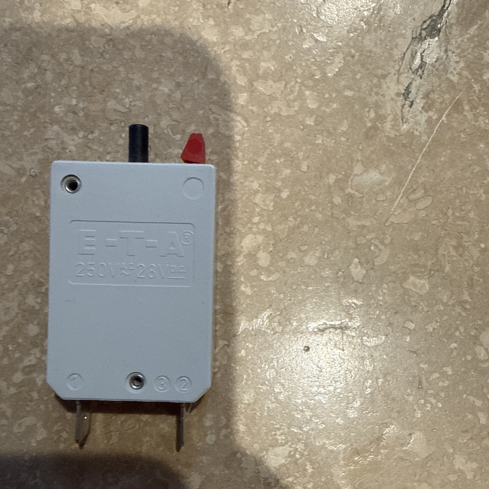 E-T-A 127-P10-H-KF-050022 Circuit Breaker 15A 28V DC 250V AC. Made In Germany