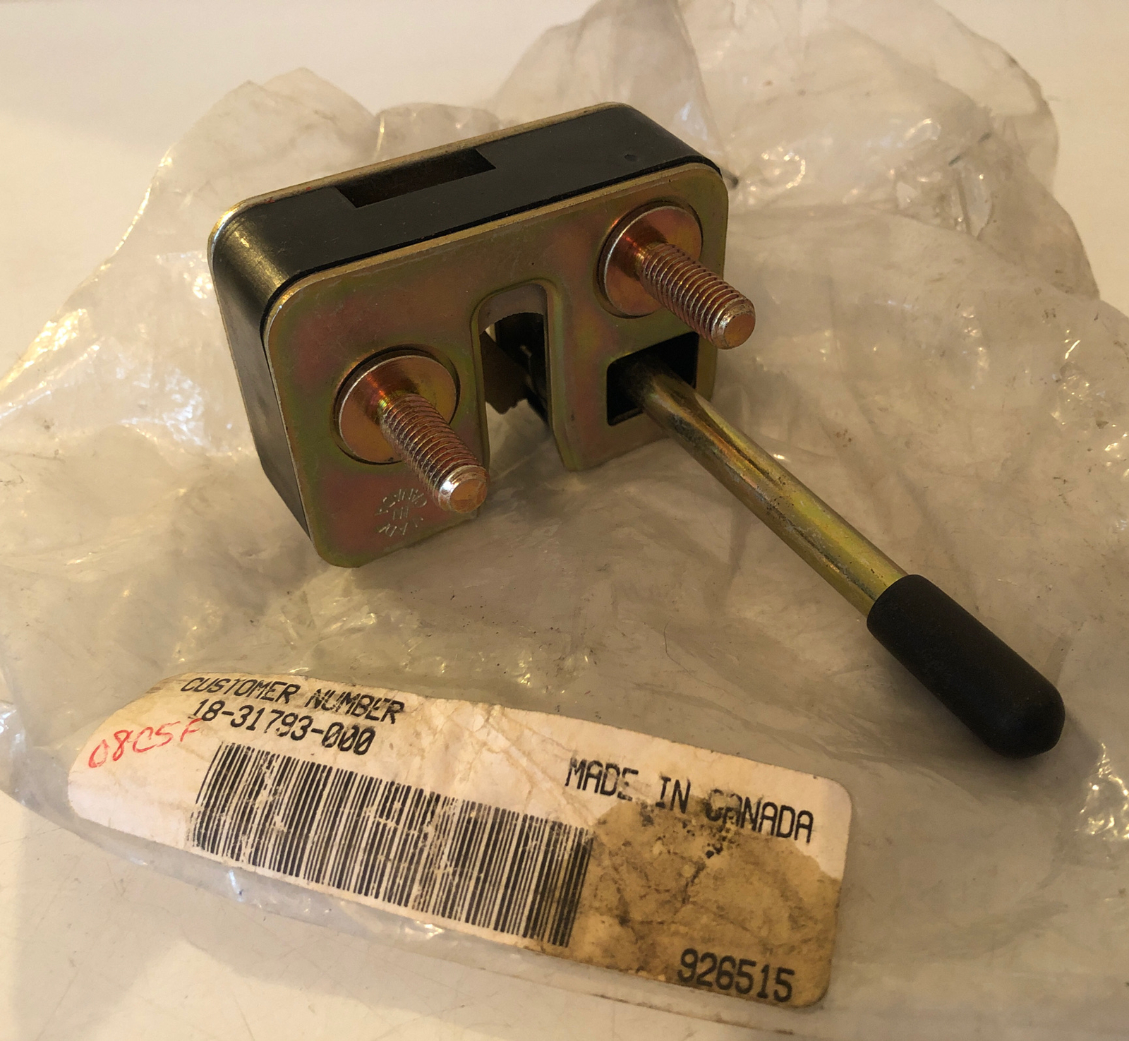 NEW GENUINE FREIGHTLINER LOWER BUNK LATCH 18-31793-000 OEM NOS