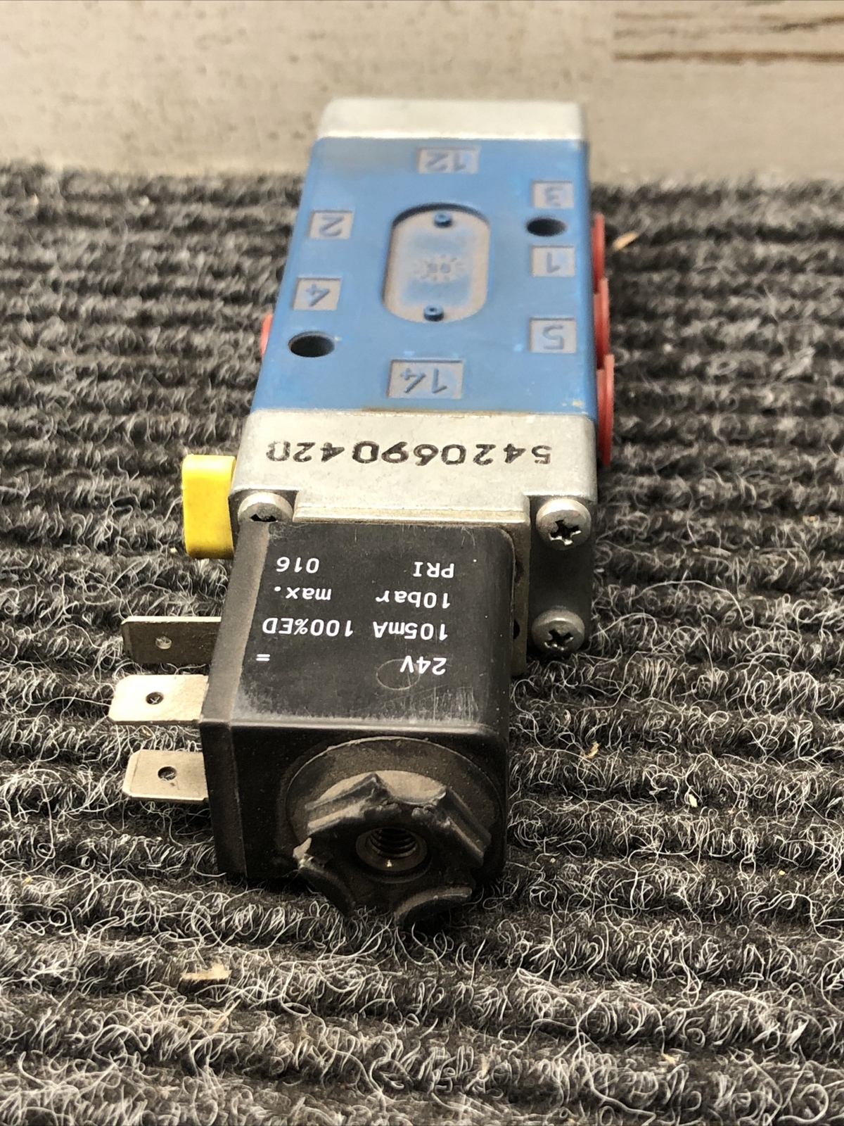 REX ROTH 5420690420 – HYDRAULIC SOLENOID PILOT VALVE P28601