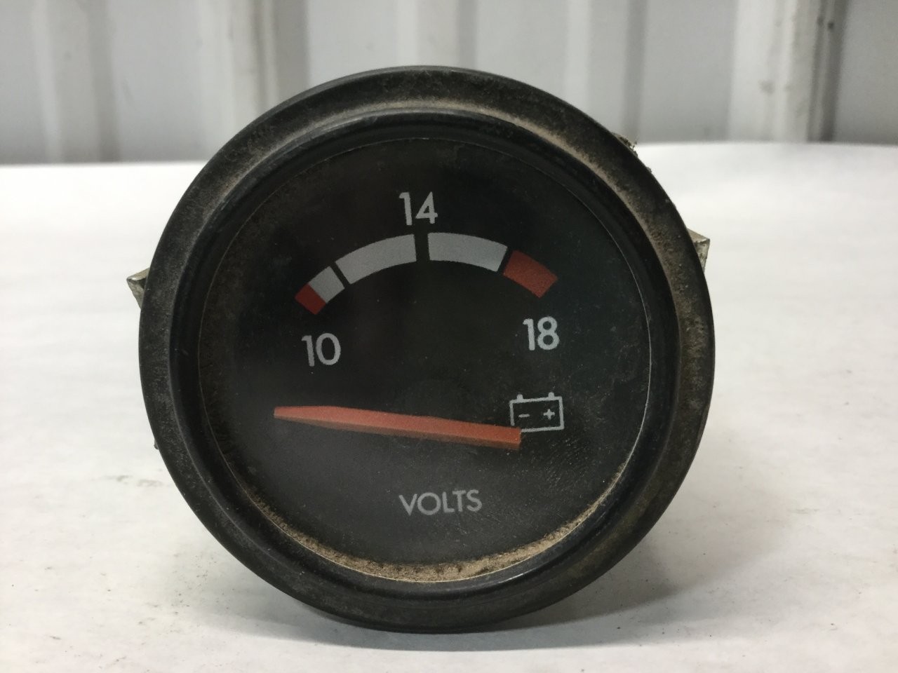 Freightliner FLB VOLTAGE Gauge – Used | P/N A2238919000
