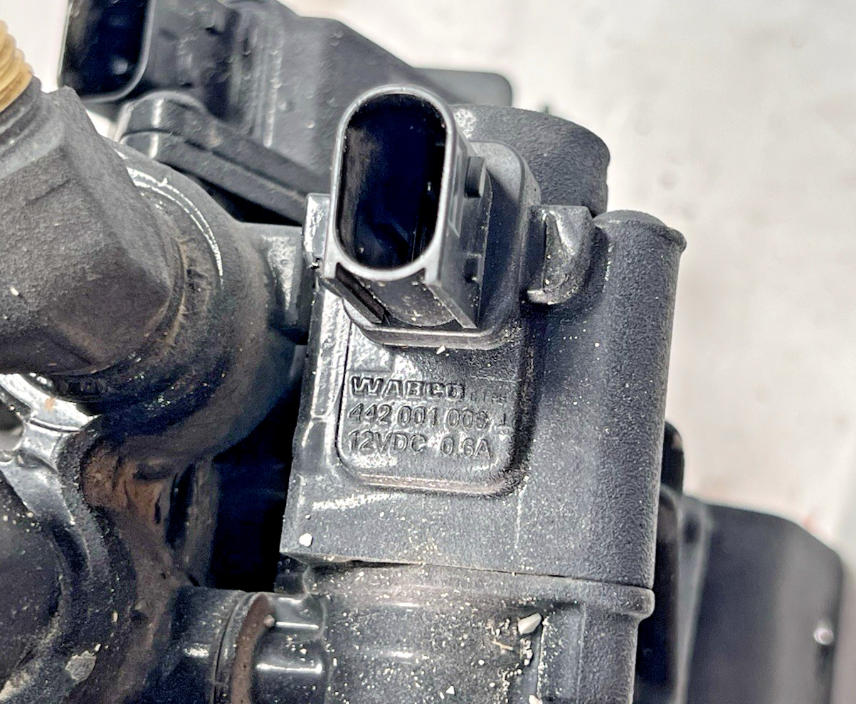 2023 Freightliner ShowHauler Wabco ABS Valve (9760001070) *2782* 7k Miles