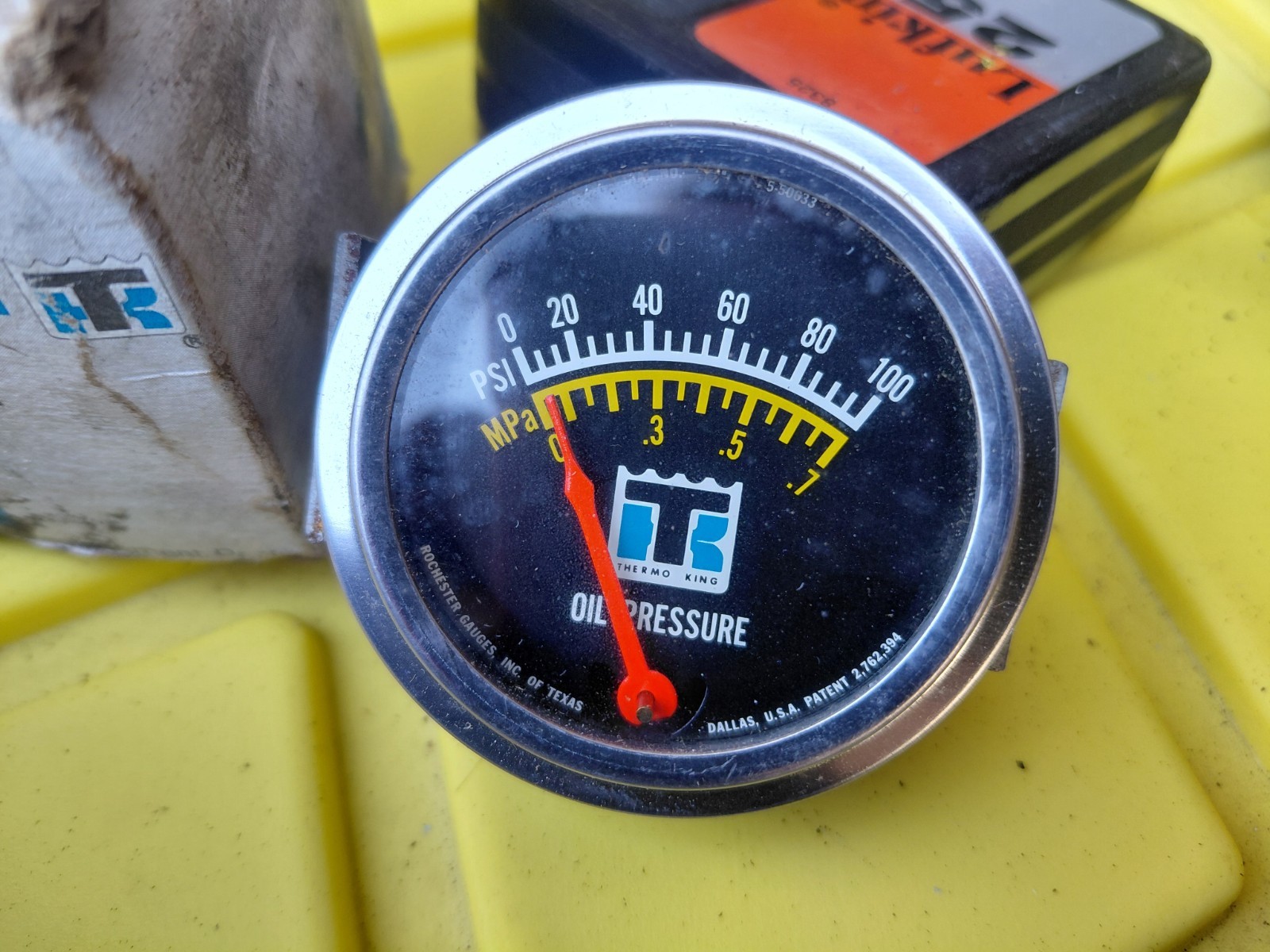 Nos 1970’s Termo King Oil Pressure Gauge