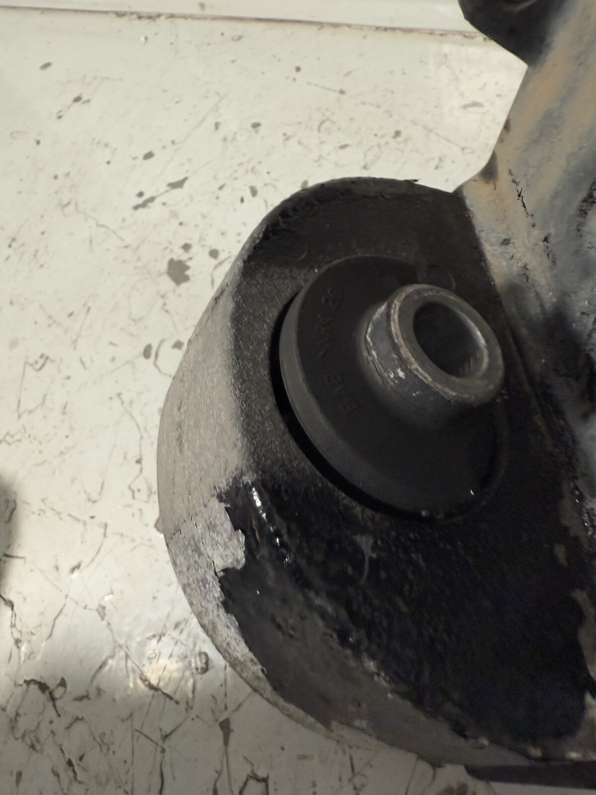 2020 PETERBILT 579 CAB MOUNT,BRACKET A85-6136