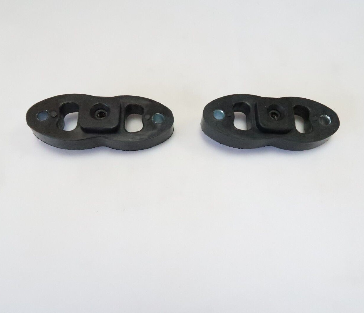 2pc For Freightliner Cascadia 08-19 Grille Mounting Bracket A1717256000 HLK2443