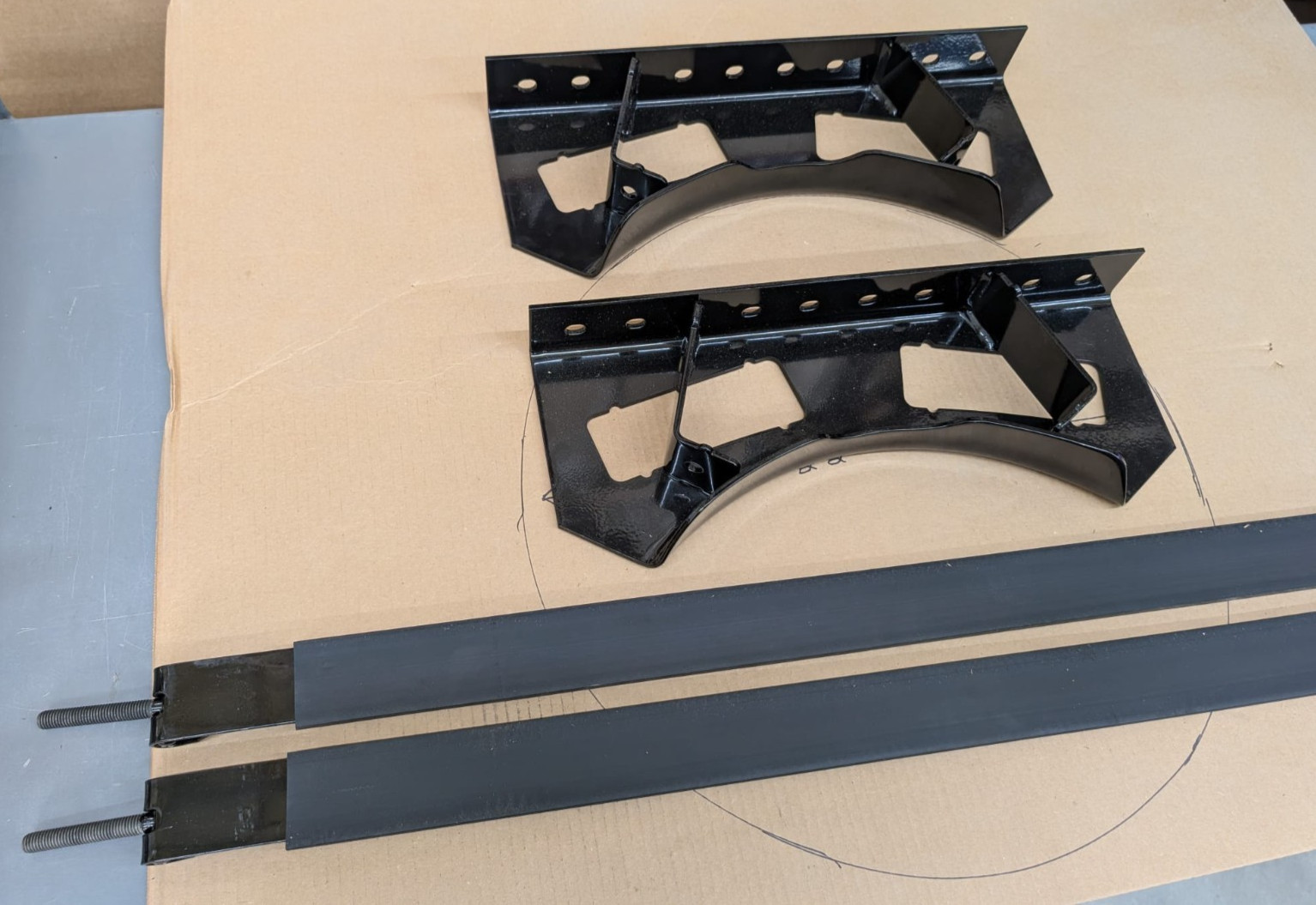 Thermo King 900398TKA – 22″ Fuel Tank Mount Hanger Kit For Reefer Trailer