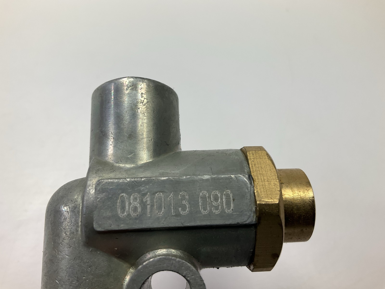 Automann 170.110257 Pressure Protection Valve, 3/8″, 75 PSI Open, 70 PSI Closed