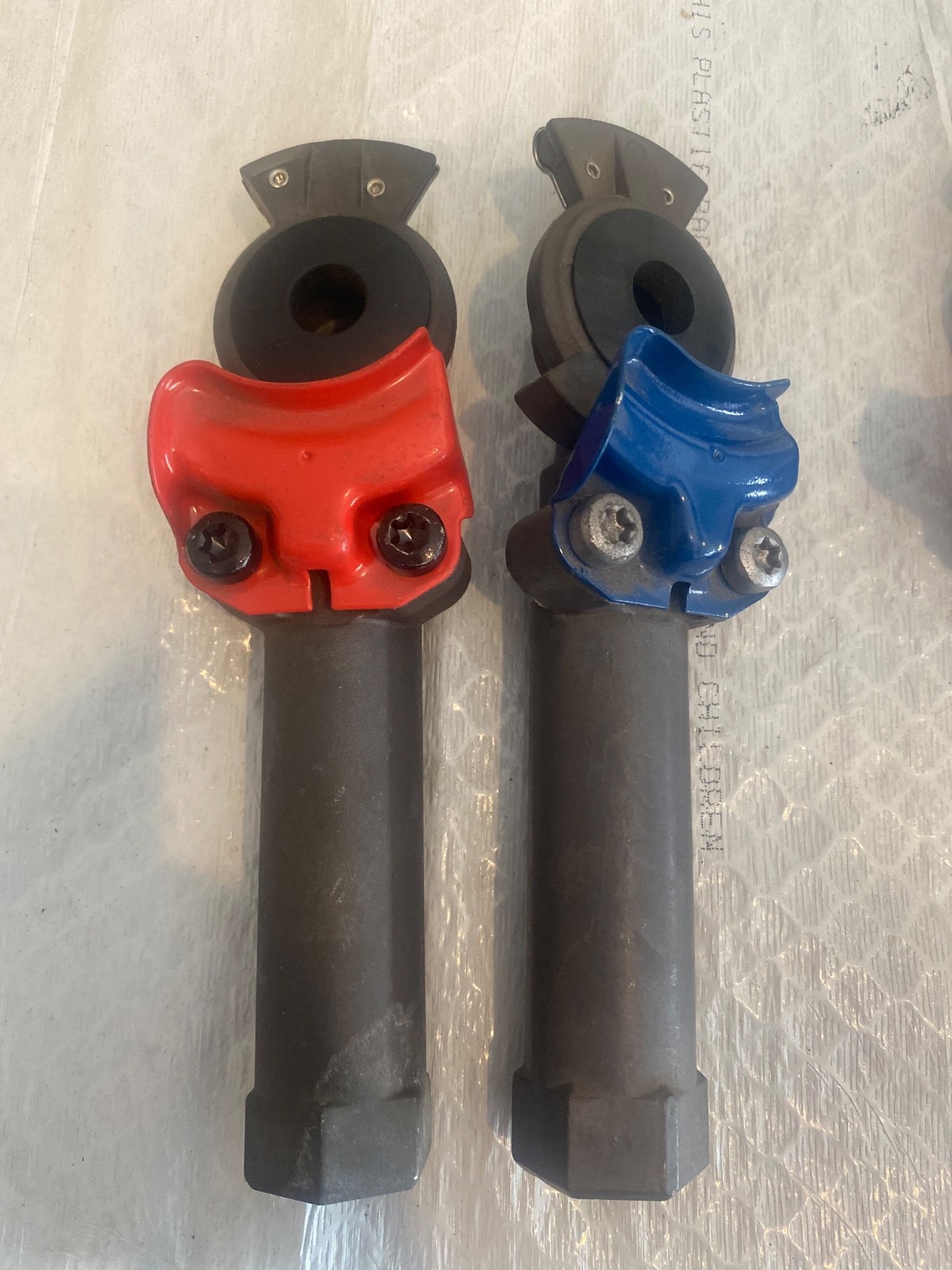 Tramec Sloan MAXXGrip Gladhand Combo Pack (2-Pack) for Trucks 441228
