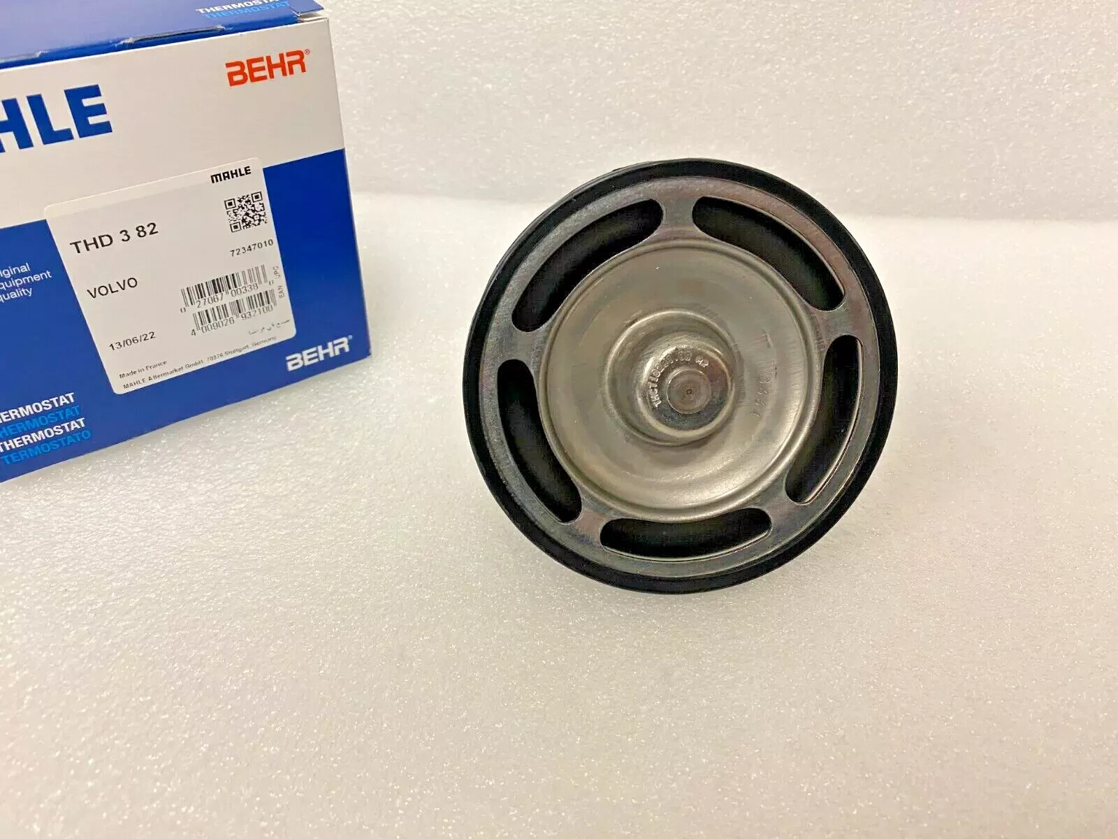 Genuine Mahle Oem Volvo D13 Coolant Thermostat 21613426, 21412639