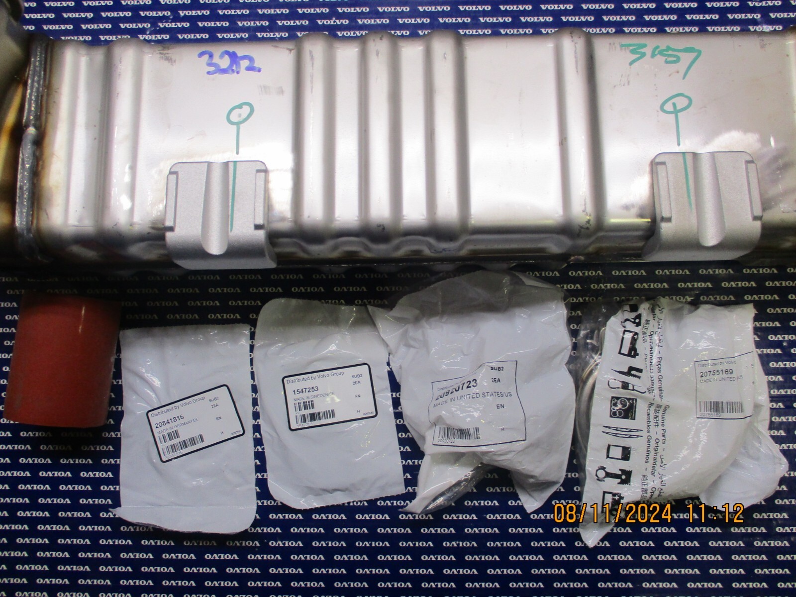 Genuine OEM Volvo D13 cooler 85136428 kit