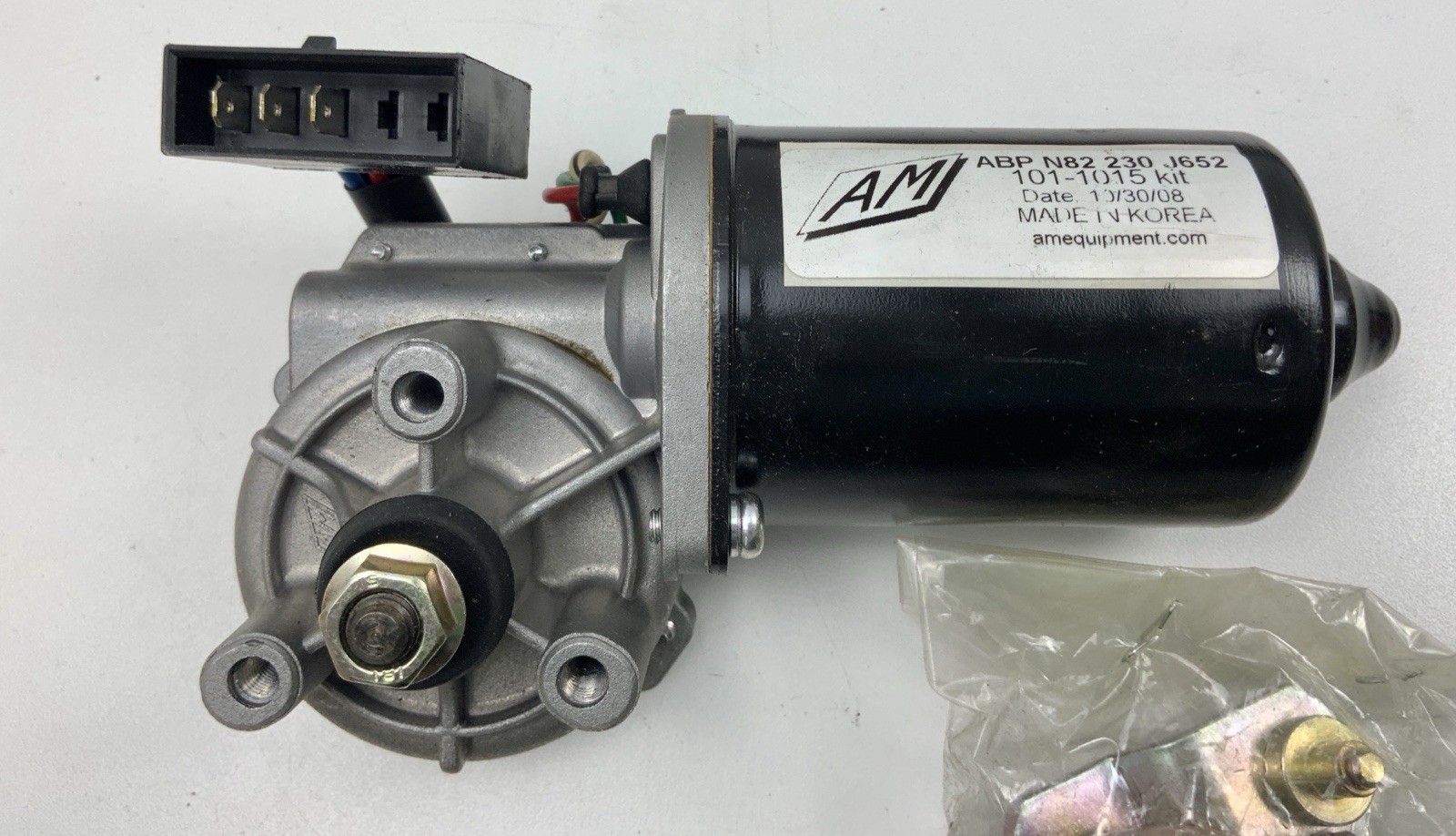 AM Equipment – Wiper Motor Kit# 101-1015 (P/N : ABP N82 230 J652) NEW Old Stock