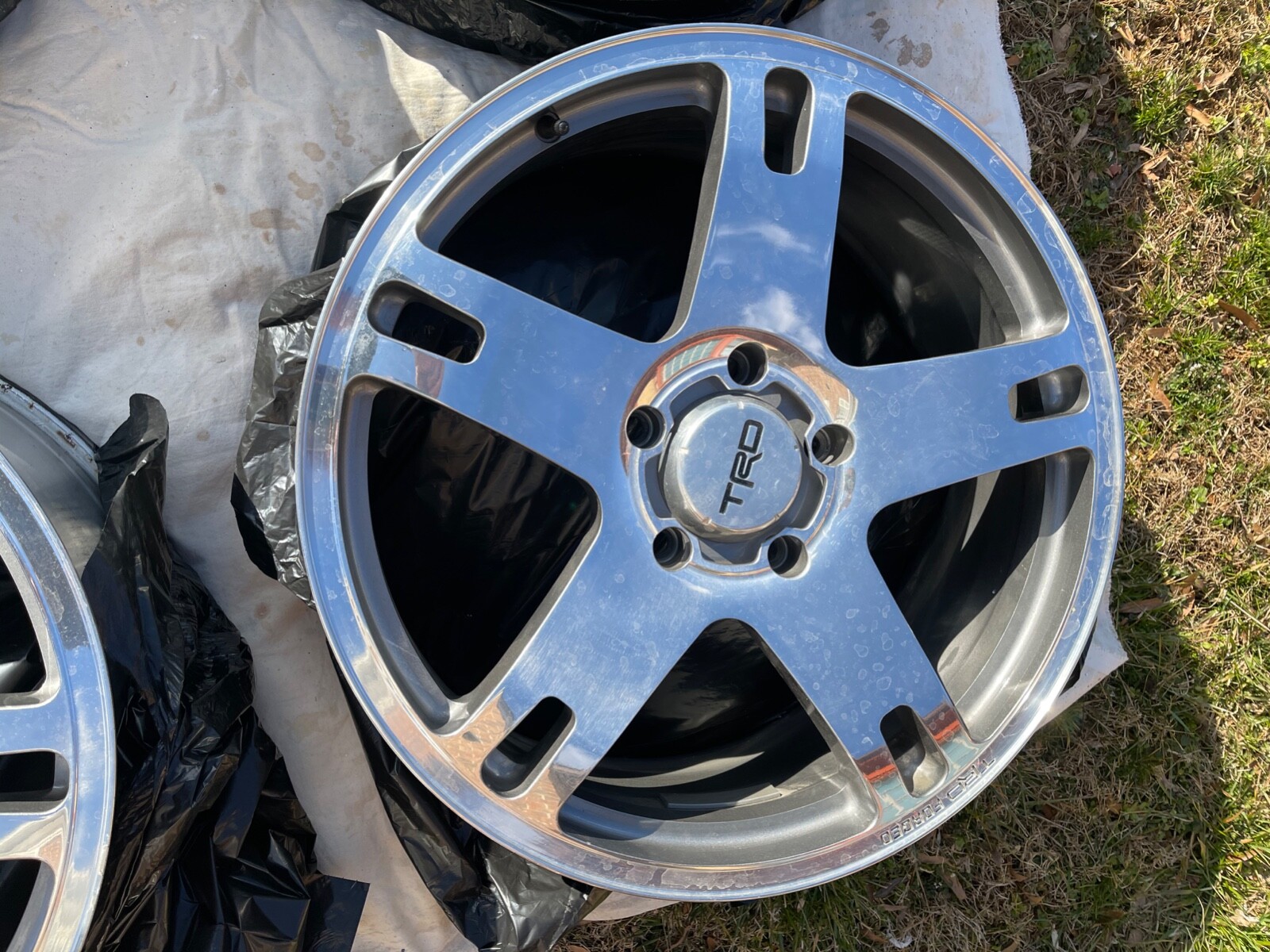 Nice Used 22” Toyota Tundra OEM TRD Wheel.