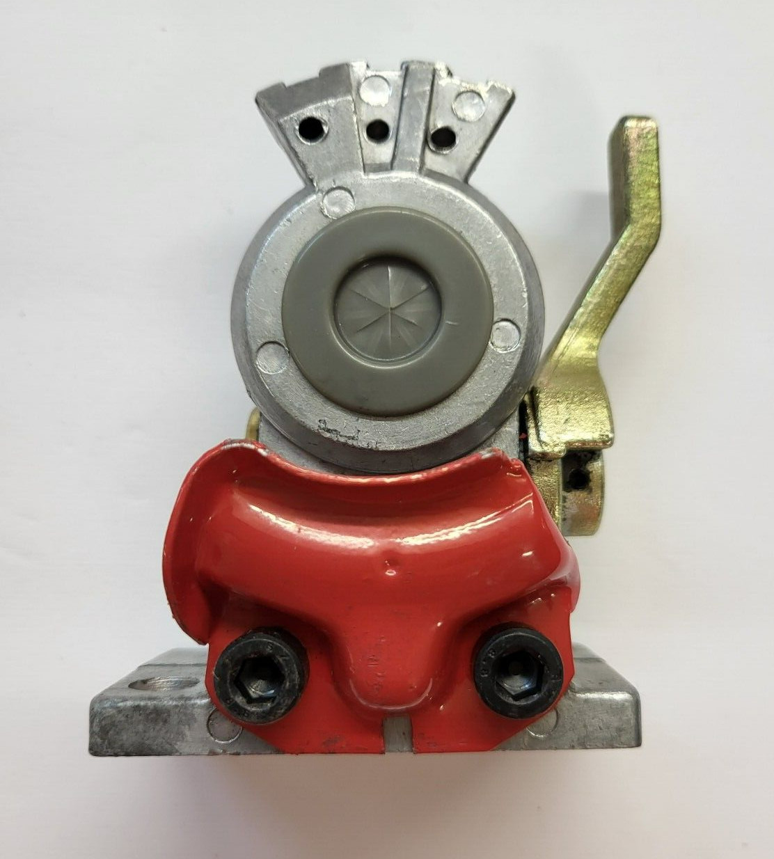 12-338:Shut-Off Gladhand, Surface Mount Emergency, Red, 3/8” Female Pipe Thread