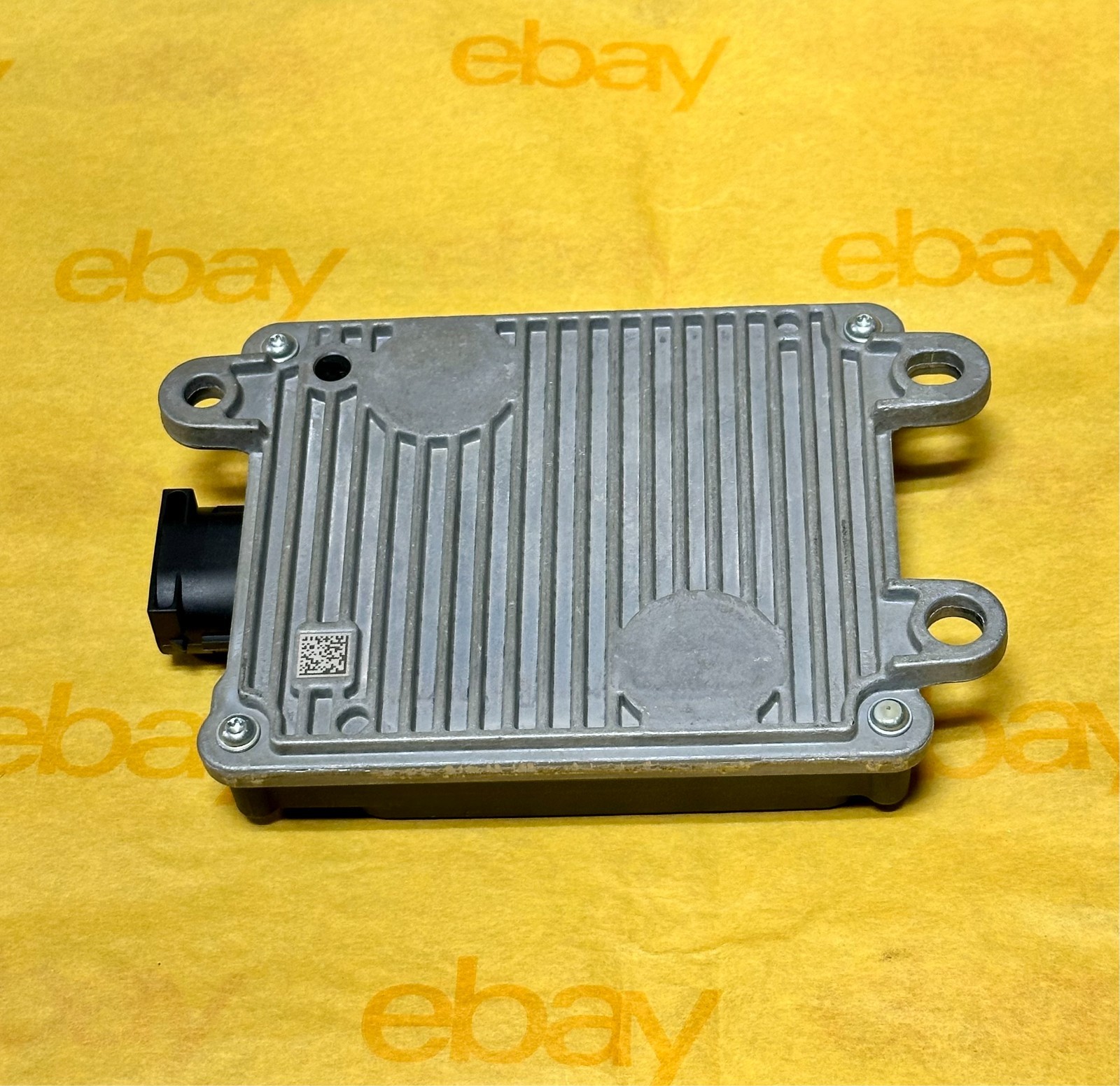 4383932C3 Genuine Navistar Sensor Module OEM-New