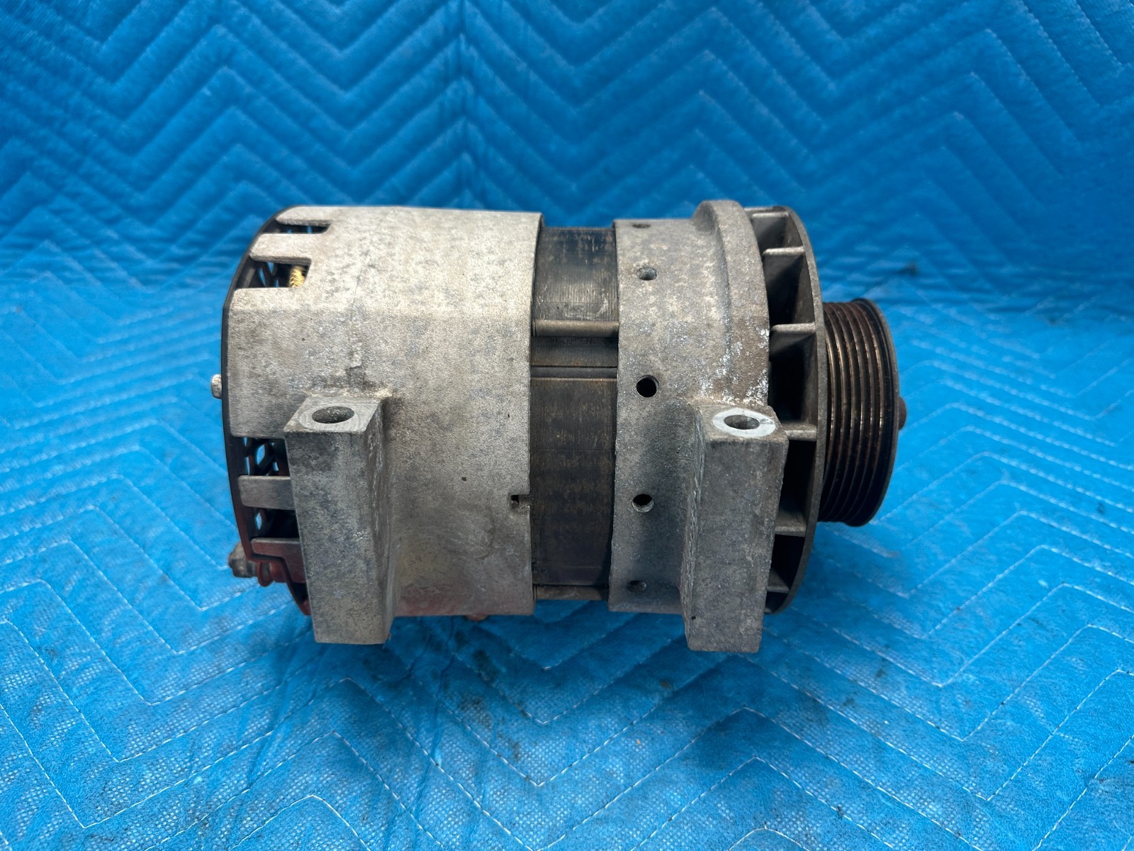 Freightliner Cascadia 126 Alternator Generator Delco w/Bolts 2020 OEM