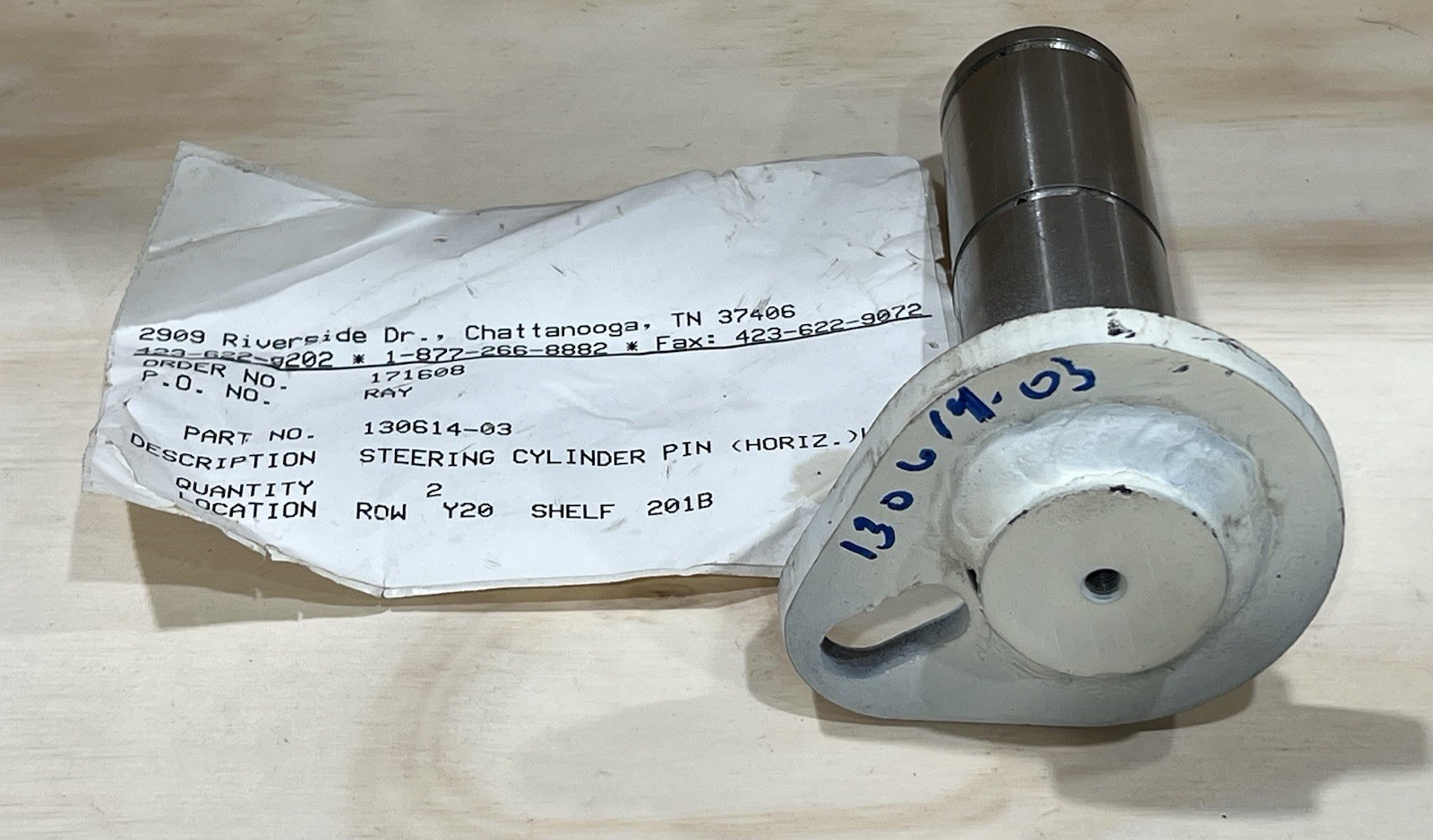 Genuine Roadtec 130614-03 Steering Cylinder Pin Horizontal NOS