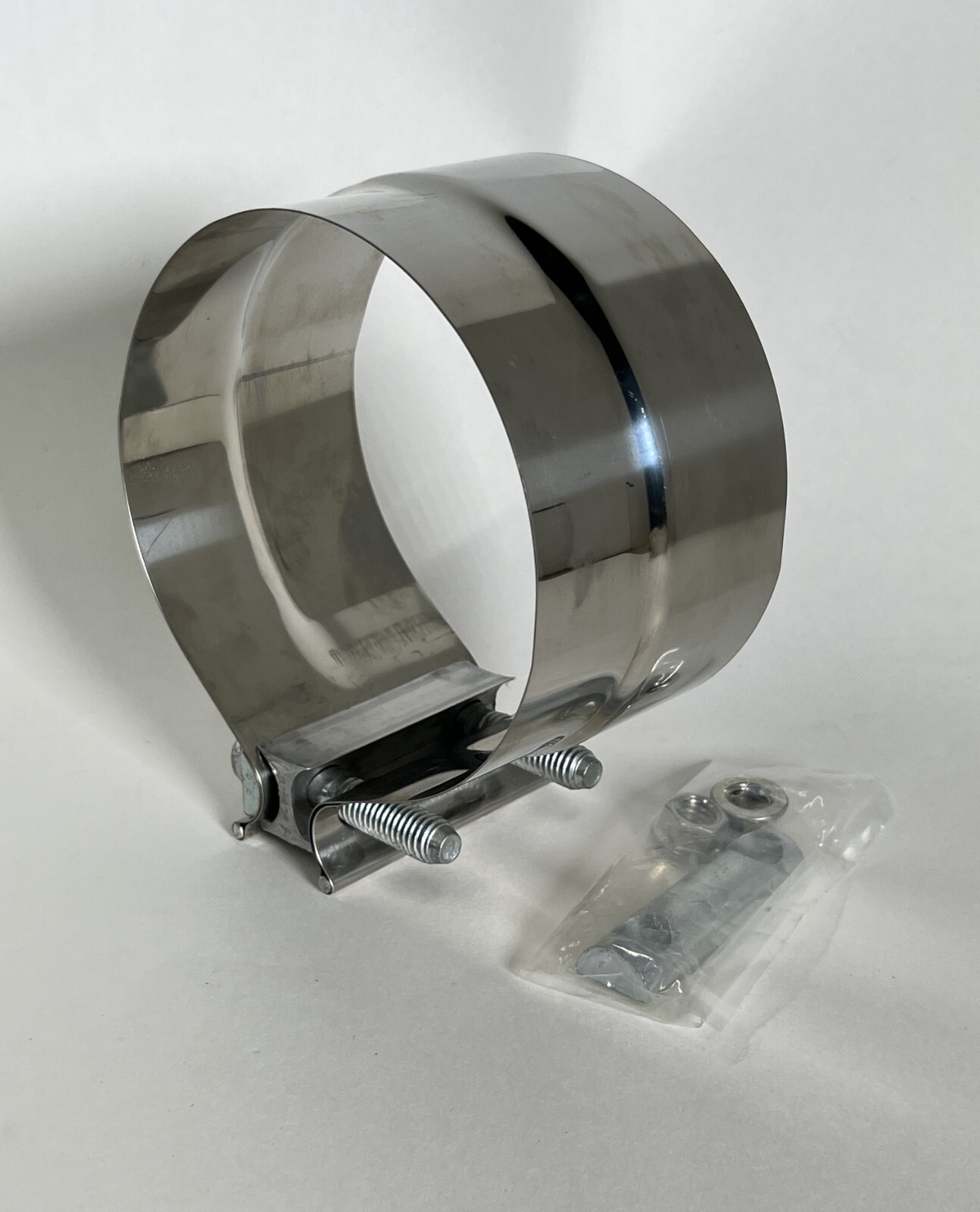 Fleetrite 5″ Exhaust Step Clamp Preformed Butt Joint Stainless Steel FLTXC50PLS