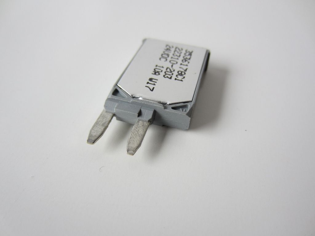 Navistar International 3536178C1 Circuit Breaker 24 VDC 10 AMP Genuine OEM NEW
