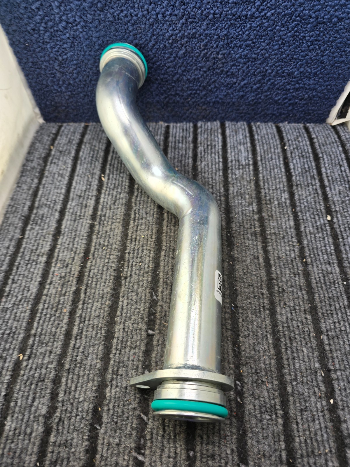 5532478 Heavy-Duty Water Bypass Tube Fits Kenworth T660, T680, T800, T880 & W900