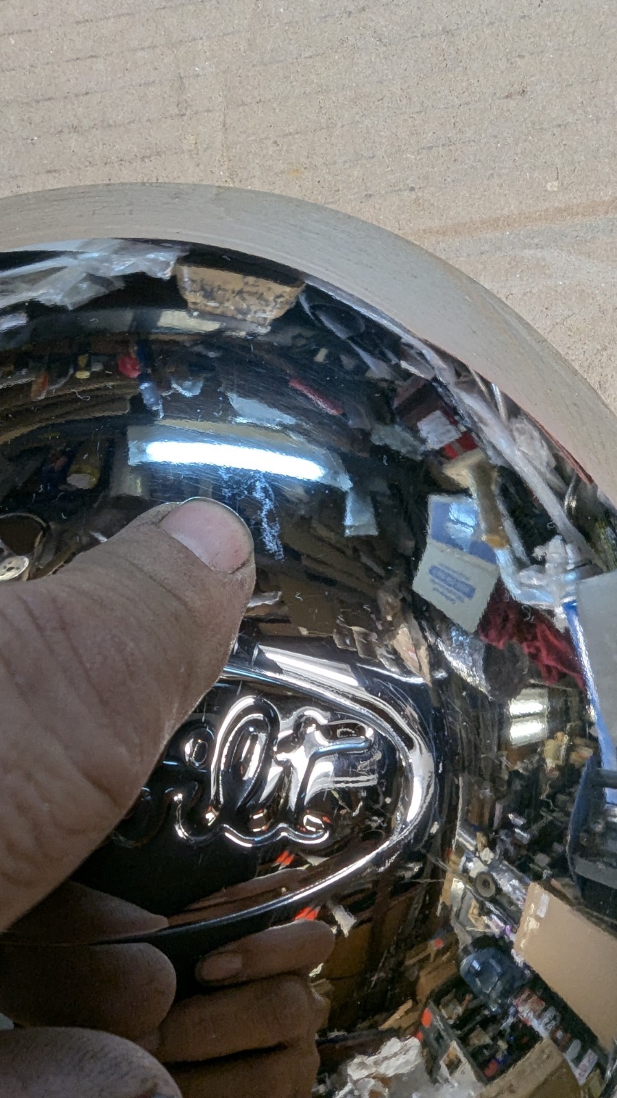 PETERBILT-Roadmaster Style 204 Chrome Front Hub Cap w/5 Notch Cutout (3/8″ Lip)