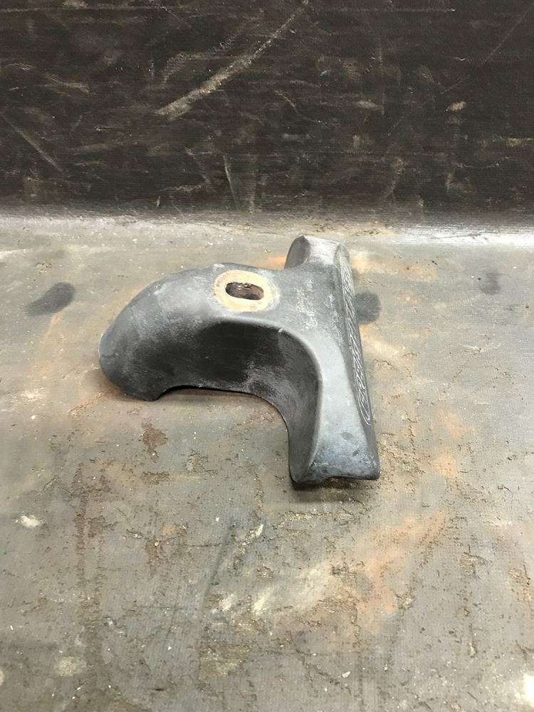 Freightliner CENTURY CLASS Battery Hold Down Clamp Part#: 06-21522-000