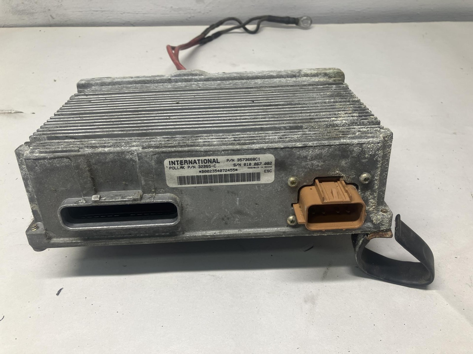 2001-2004 International 7600 Cab Control Module CECU – Used | P/N 3573668C1