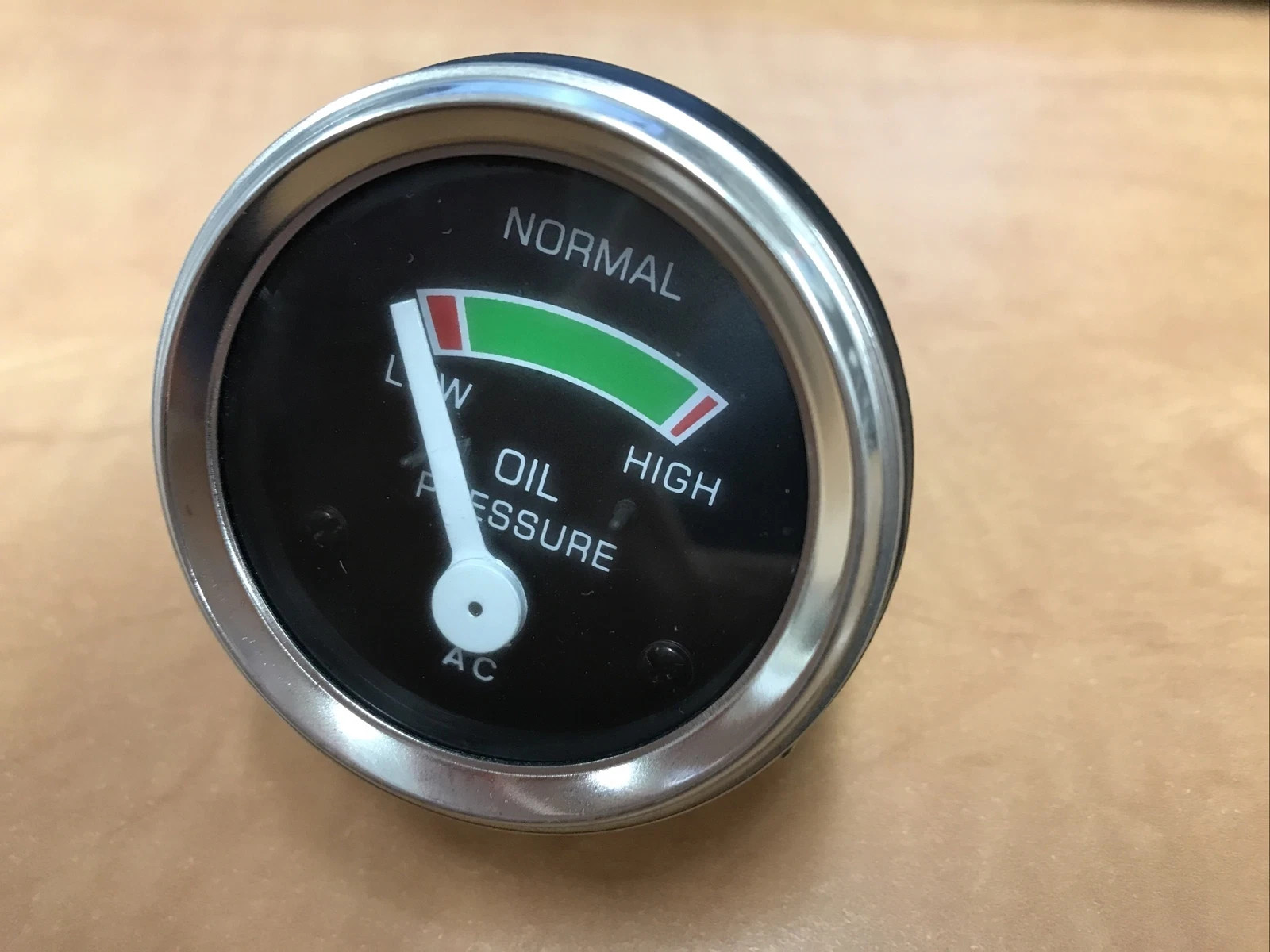 Massey Ferguson England oil pressure gauge 100 series